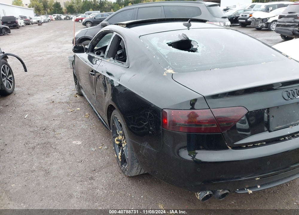 2011 AUDI A5 VIN: WAUWFAFR4BA030861