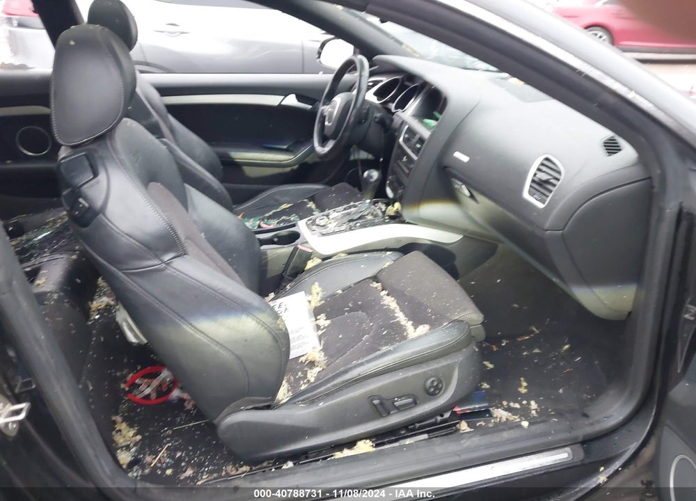 2011 AUDI A5 VIN: WAUWFAFR4BA030861