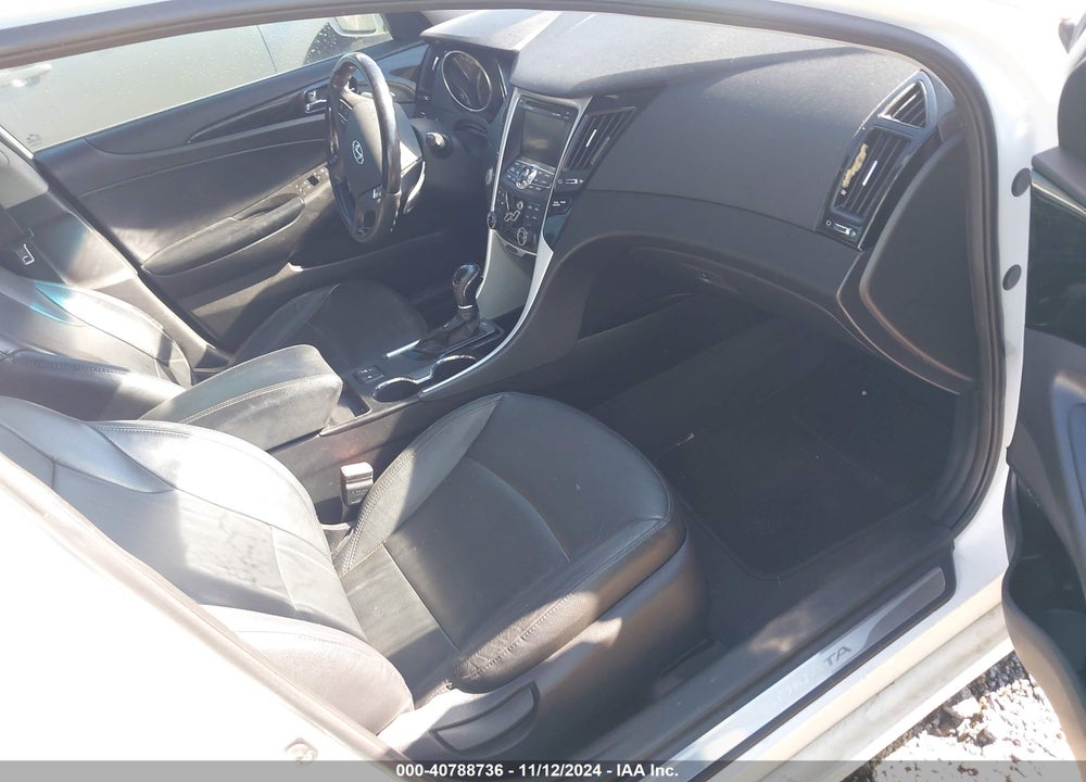 2011 HYUNDAI SONATA VIN: 5NPEC4AB8BH202451