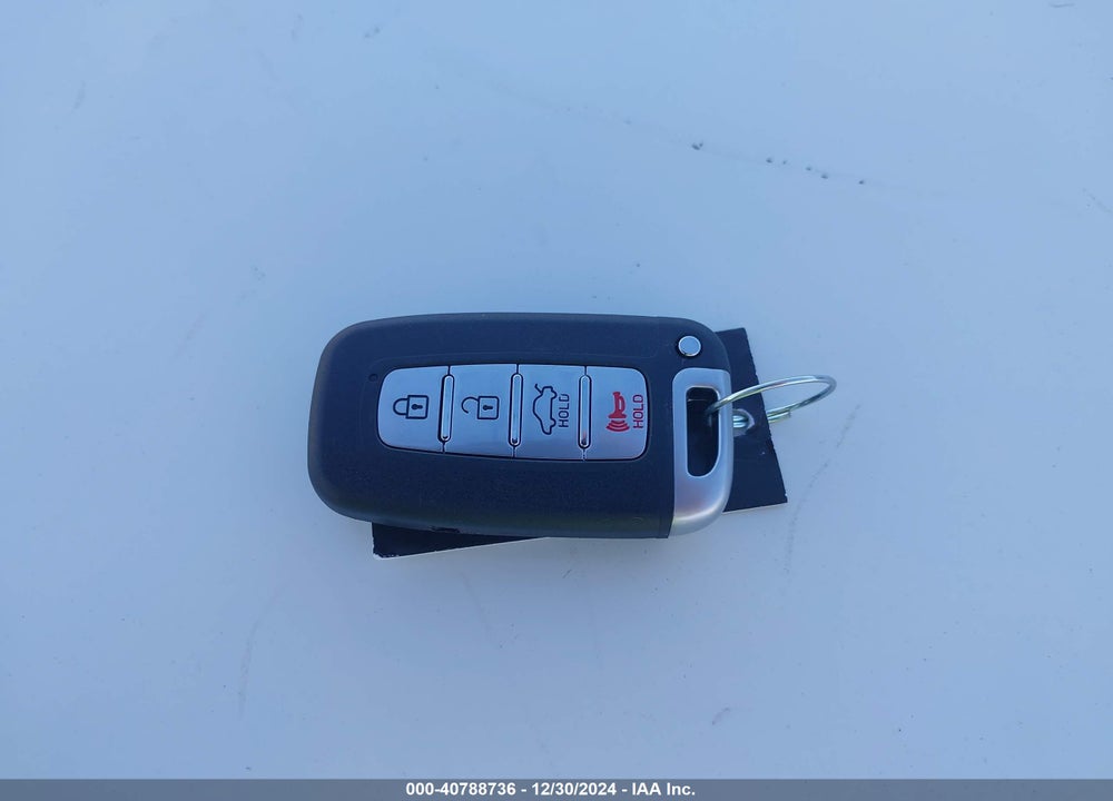 2011 HYUNDAI SONATA VIN: 5NPEC4AB8BH202451