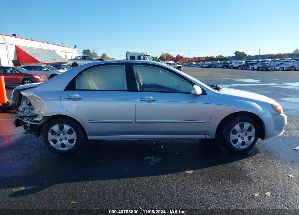 2009 KIA SPECTRA LX VIN: KNAFE222395649097
