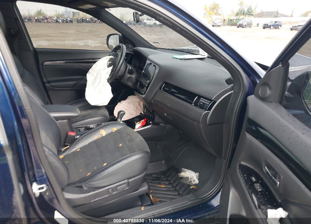 2019 MITSUBISHI OUTLANDER LE VIN: JA4AZ3A35KZ025912