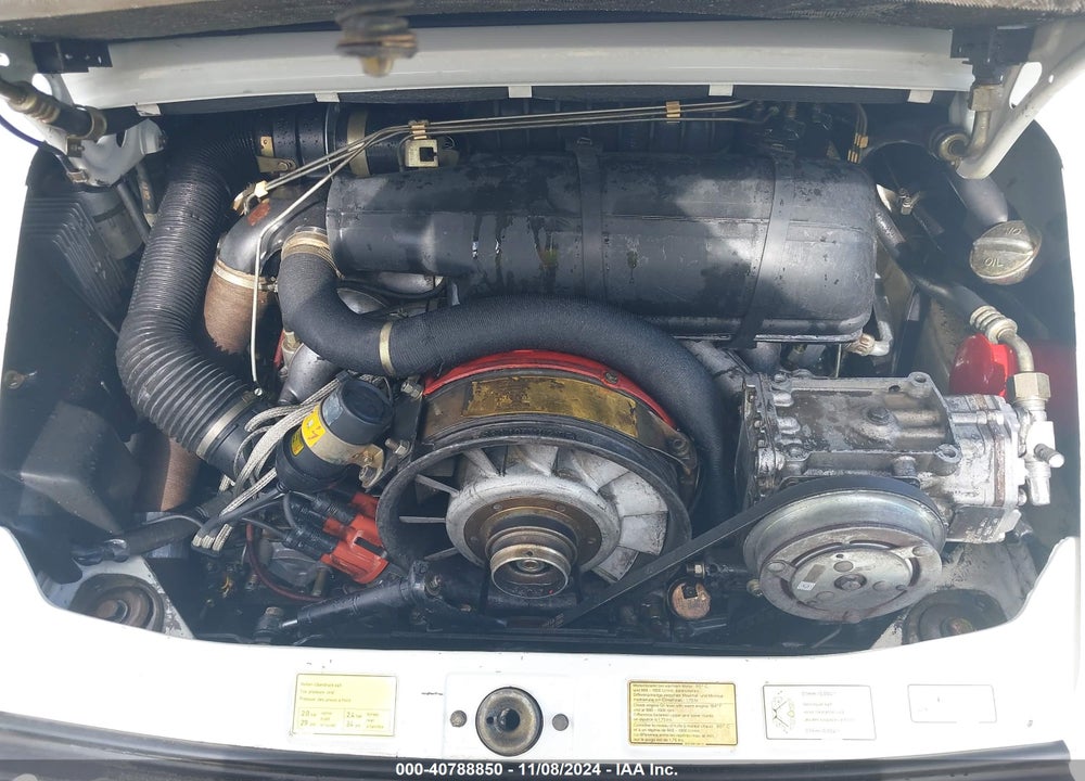 1983 PORS 911SC TARGA VIN: WP0ZZZ91ZDS151141