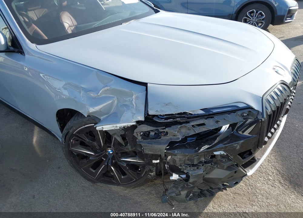 2023 BMW 760 VIN: WBA33EJ05PCN09605