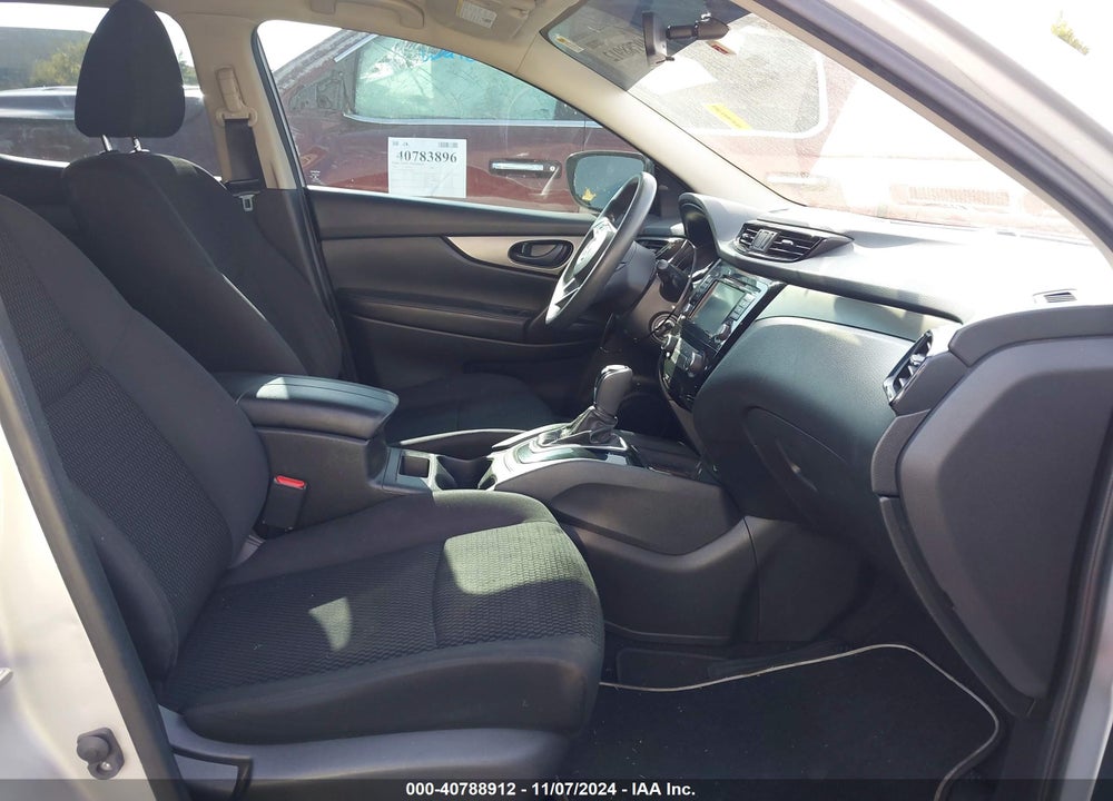 2019 NISSAN ROGUE SPORT VIN: JN1BJ1CPXKW215781