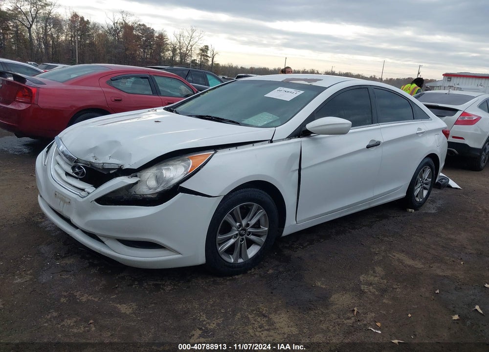 2013 HYUNDAI SONATA GLS VIN: 5NPEB4ACXDH758663