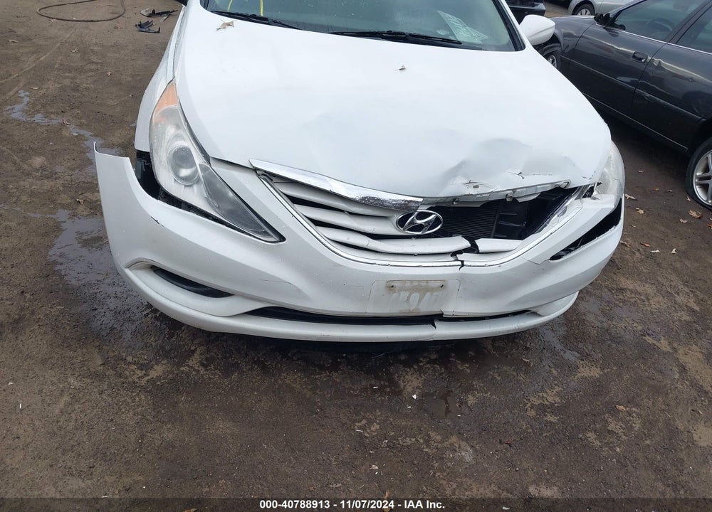2013 HYUNDAI SONATA GLS VIN: 5NPEB4ACXDH758663