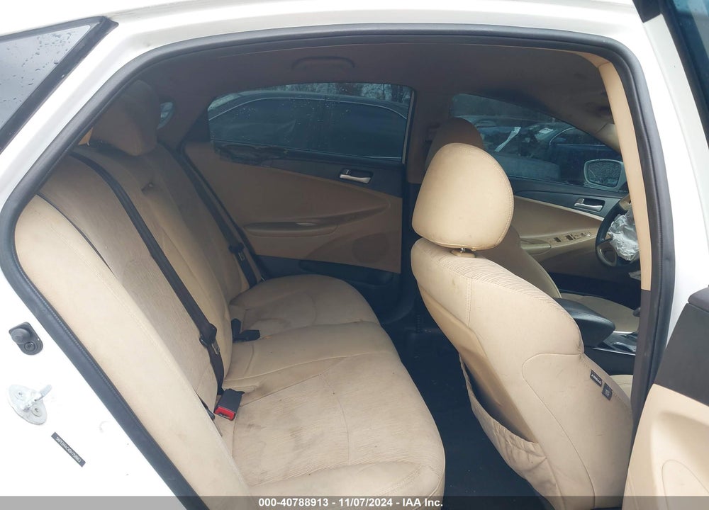 2013 HYUNDAI SONATA GLS VIN: 5NPEB4ACXDH758663
