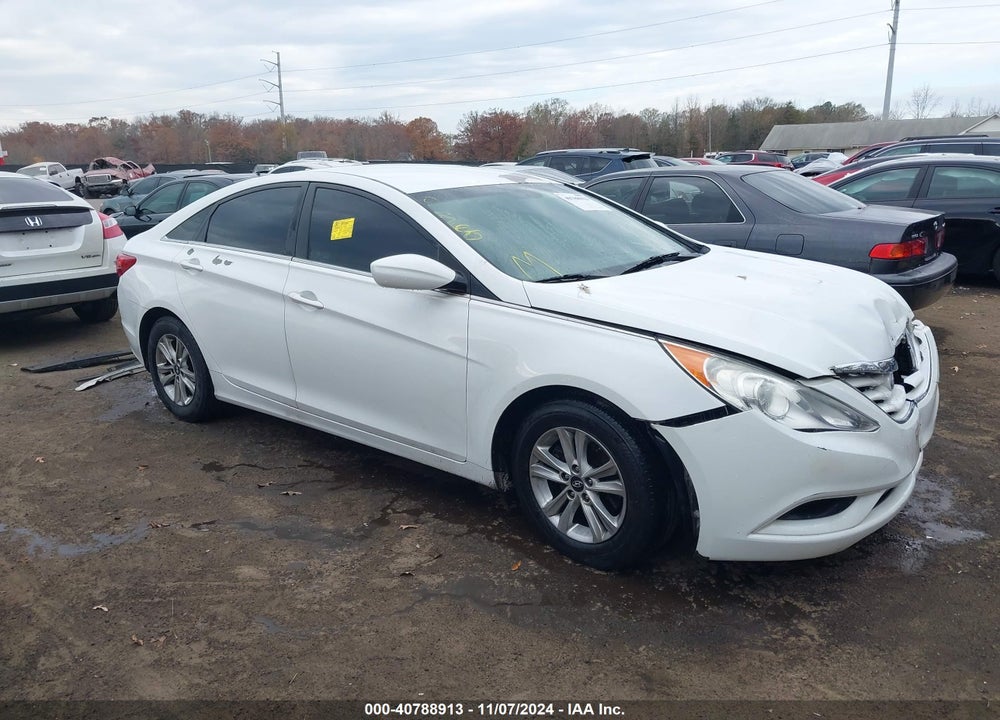 2013 HYUNDAI SONATA GLS VIN: 5NPEB4ACXDH758663