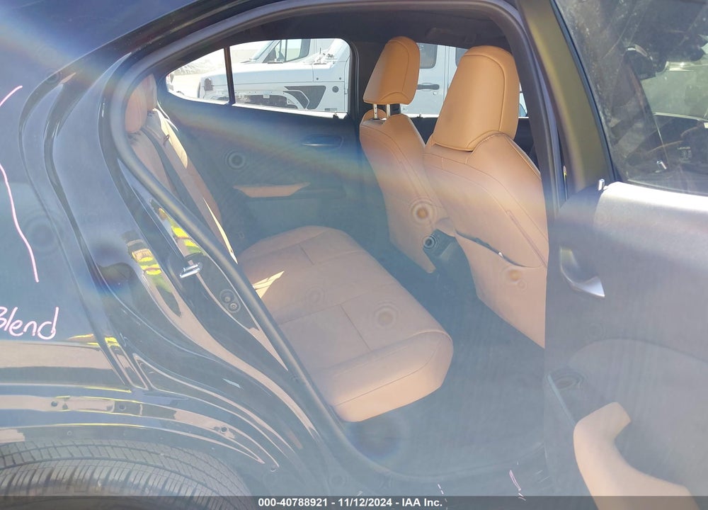 2023 LEXUS UX 250H PREMIUM VIN: JTHP6JBH7P2145555
