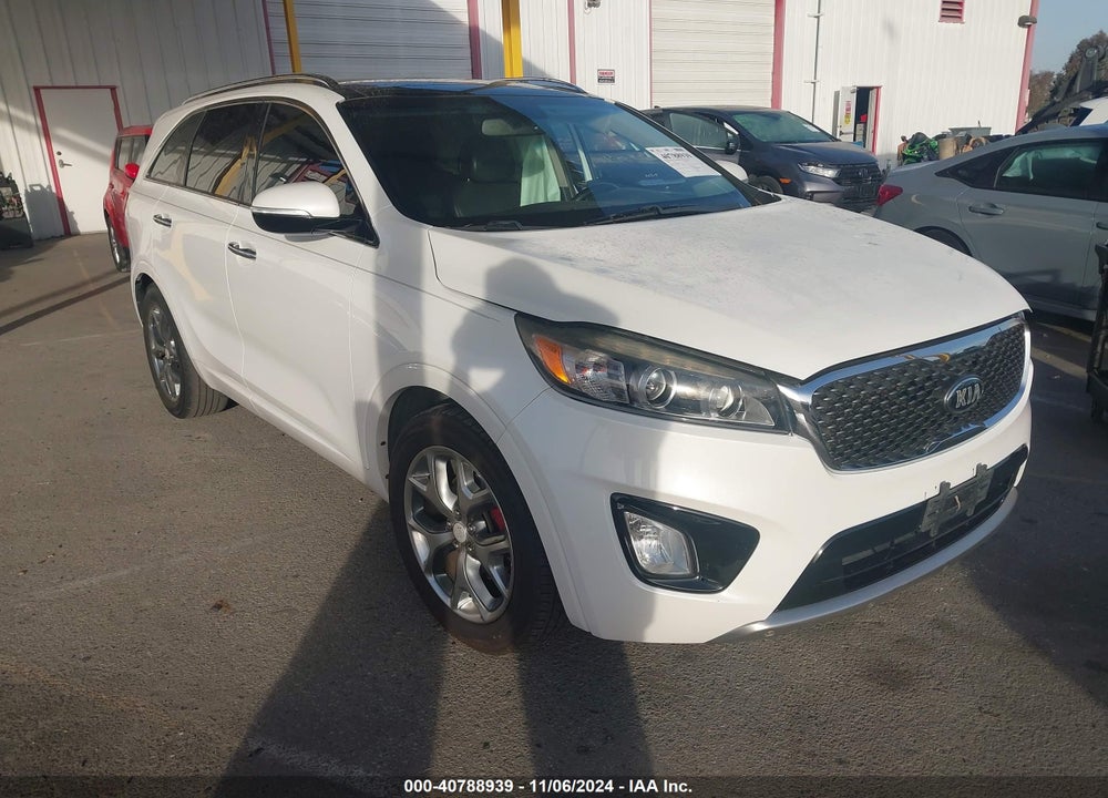 2016 KIA SORENTO 3.3L SX VIN: 5XYPK4A58GG083580