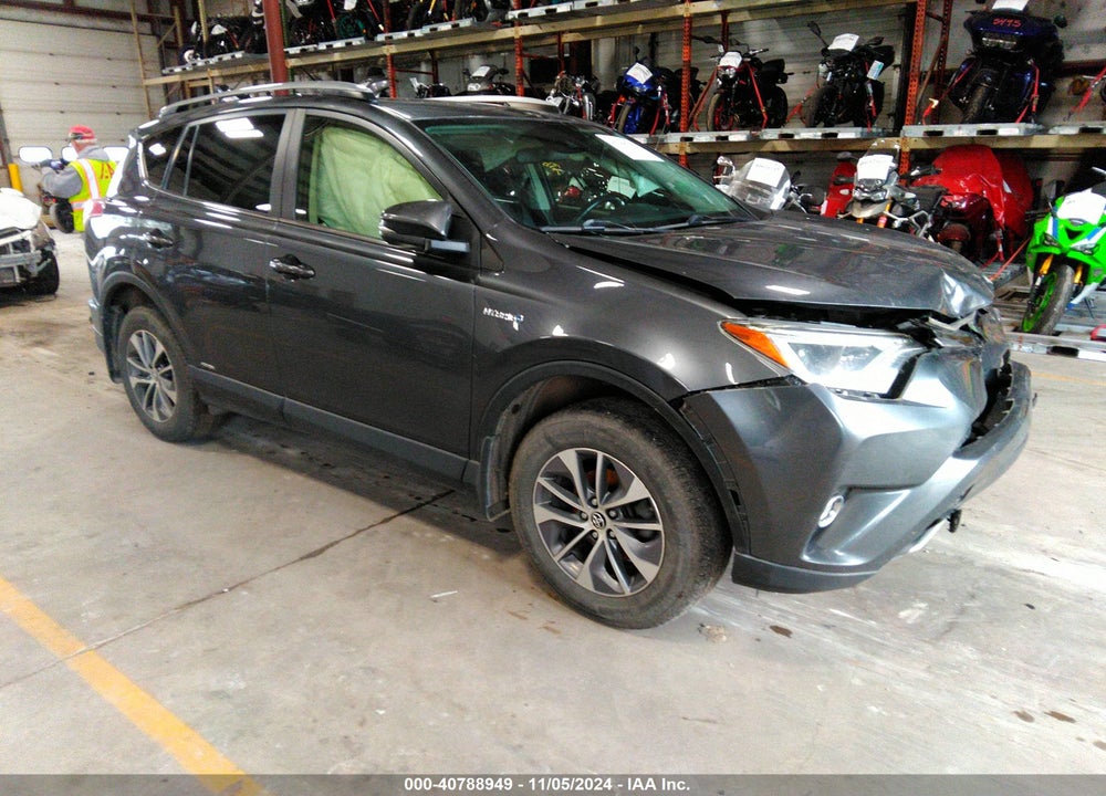 2018 TOYOTA RAV4 HYBRID XLE VIN: JTMRJREV0JD251494