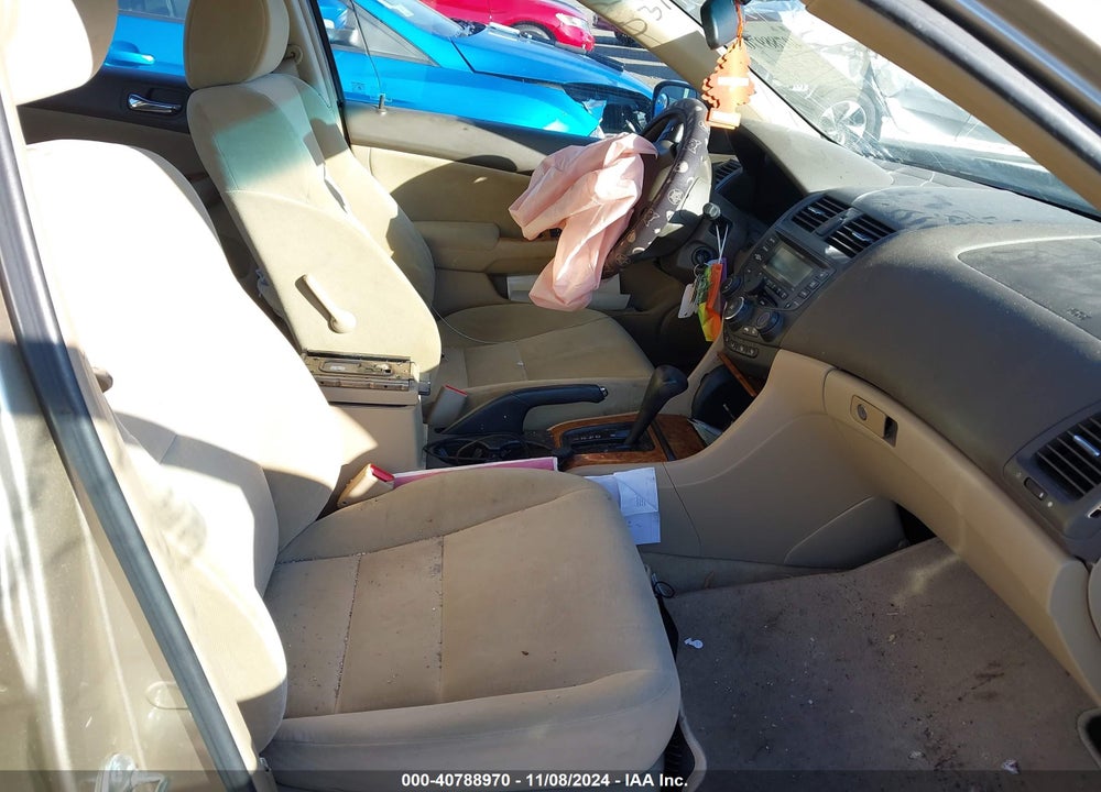 2004 HONDA ACCORD SDN EX VIN: 1HGCM56684A152037