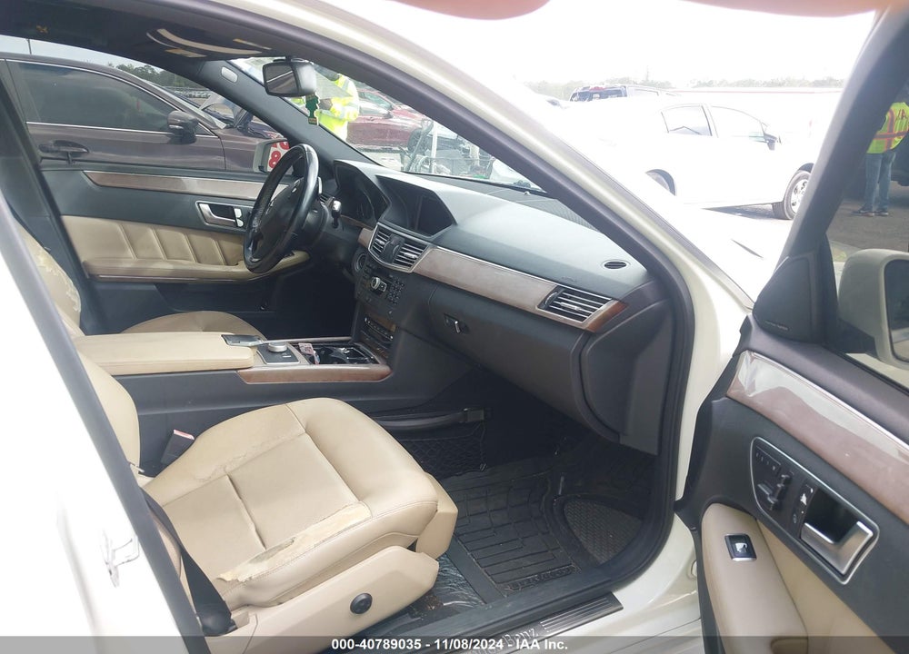 2012 MERCEDES-BENZ E 350 VIN: WDDHF5KBXCA587437