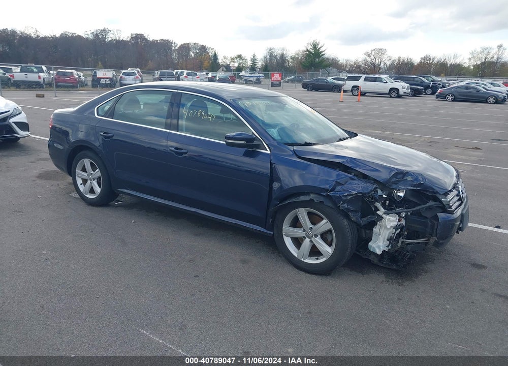 2013 VOLKSWAGEN PASSAT 2.0L TDI SE VIN: 1VWBN7A35DC130031
