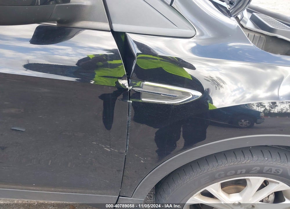 2019 FORD ESCAPE SE VIN: 1FMCU0GD3KUA51431