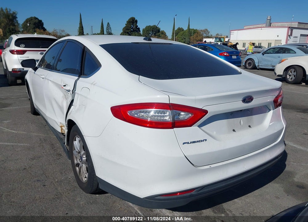 2015 FORD FUSION S VIN: 3FA6P0G76FR283155