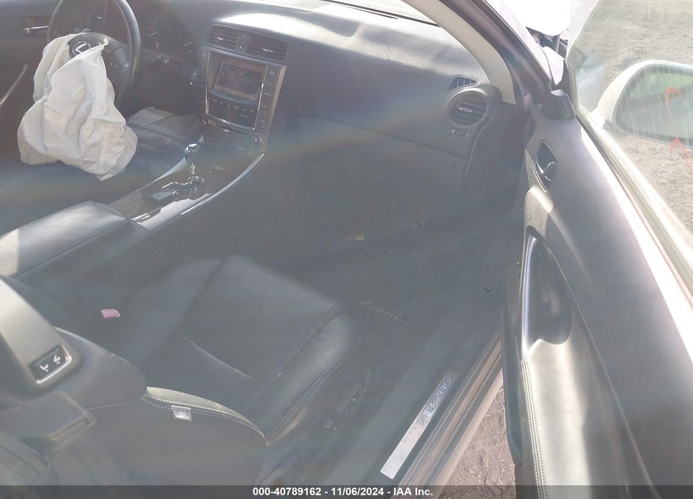 2010 LEXUS IS 250C VIN: JTHFF2C29A2513608