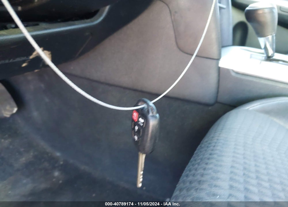 2013 TOYOTA CAMRY SE VIN: 4T1BF1FK3DU665958