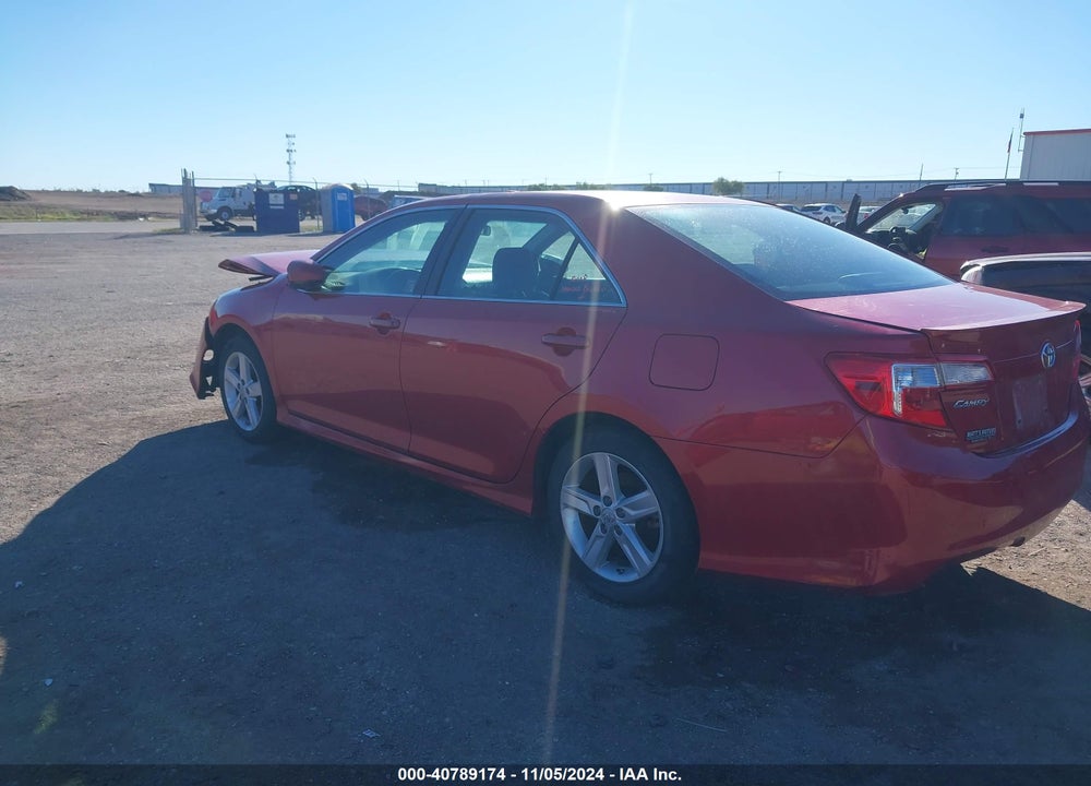 2013 TOYOTA CAMRY SE VIN: 4T1BF1FK3DU665958