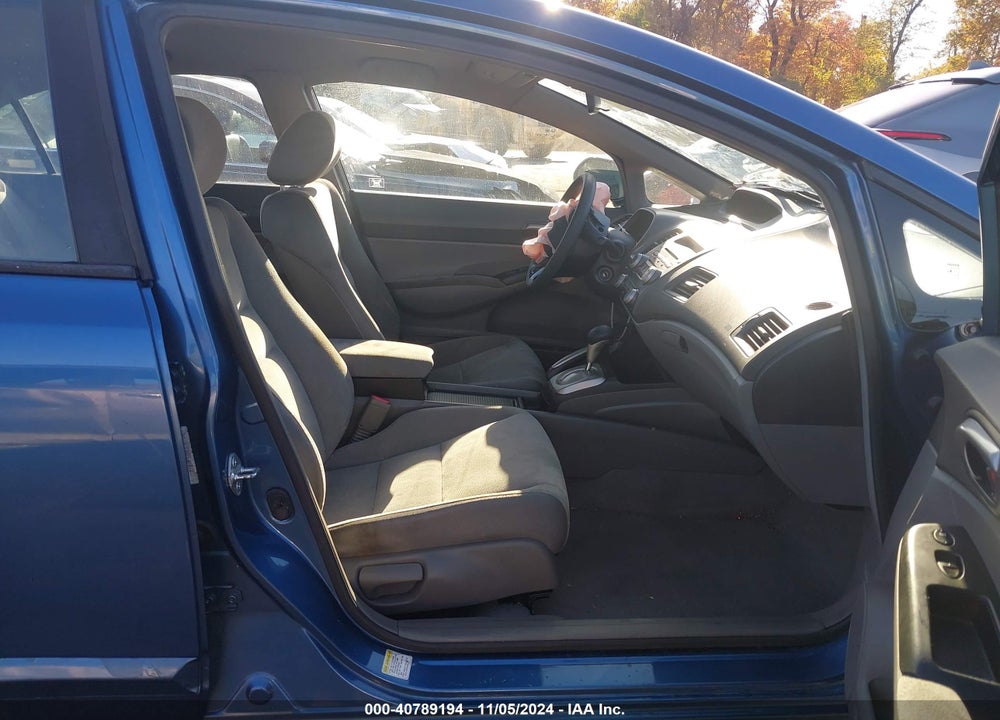 2006 HONDA CIVIC LX VIN: 1HGFA165X6L017980