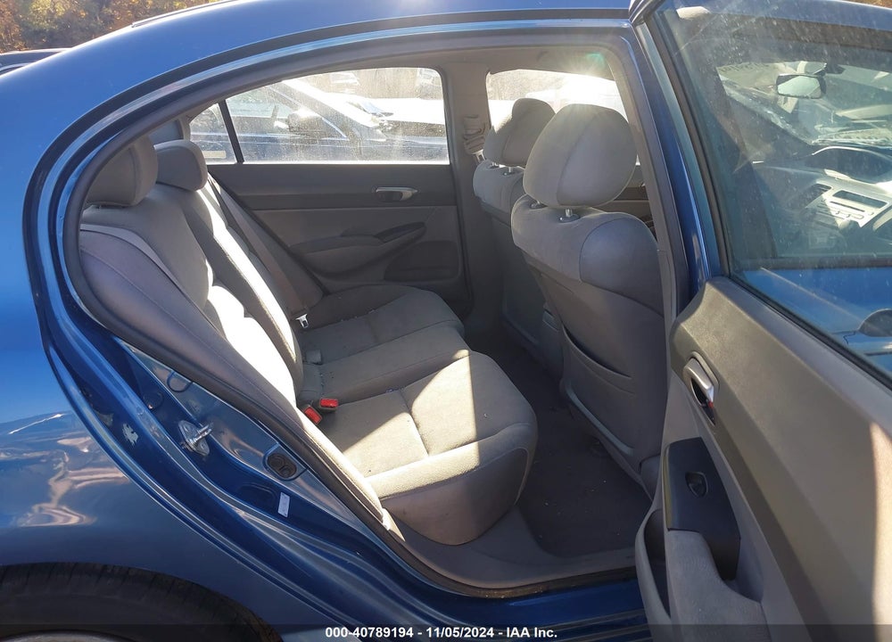 2006 HONDA CIVIC LX VIN: 1HGFA165X6L017980