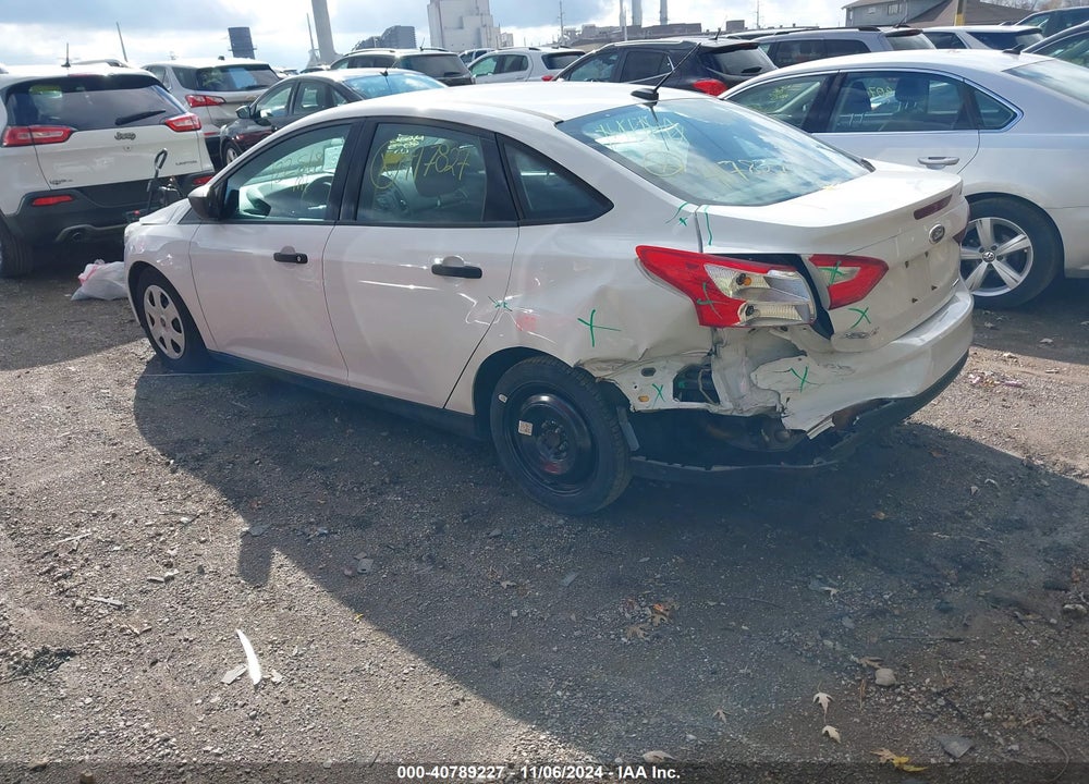 2014 FORD FOCUS VIN: 1FADP3E23EL417827