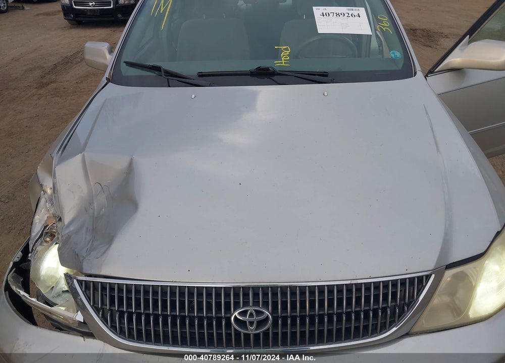 2001 TOYOTA AVALON XL VIN: 4T1BF28B71U178874