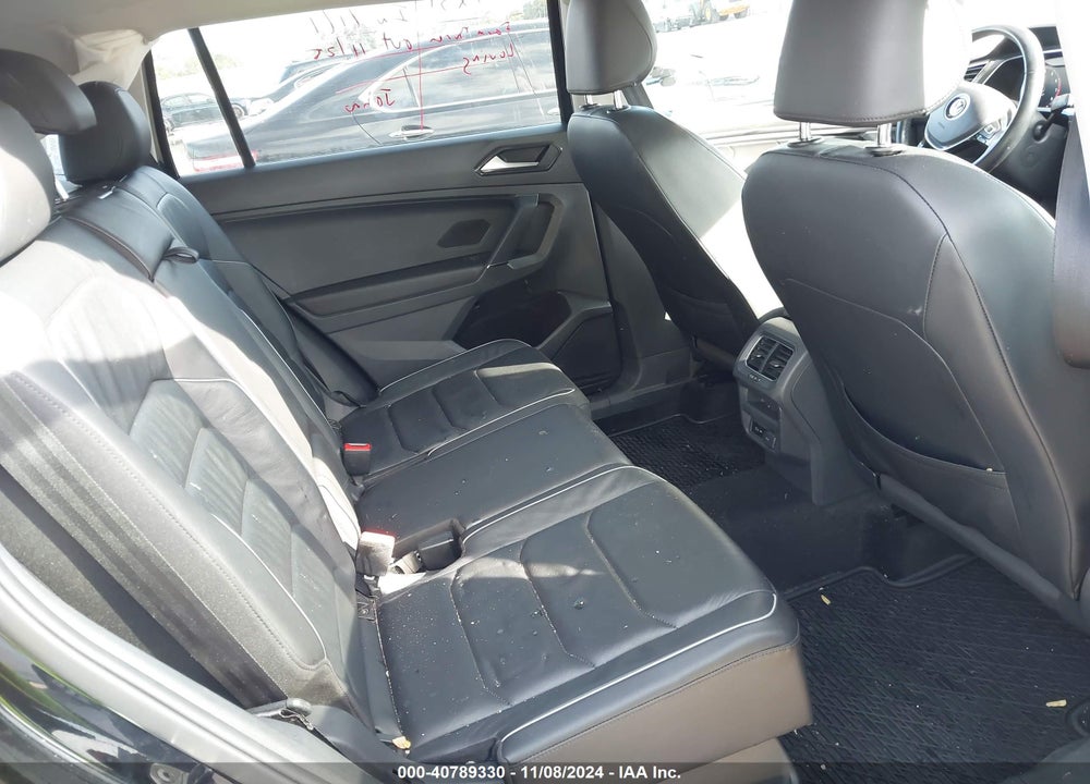 2018 VOLKSWAGEN TIGUAN 2.0T SEL PREMIUM VIN: 3VV4B7AX9JM198786