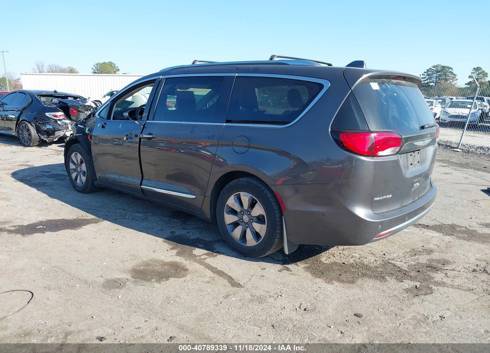 2018 CHRYSLER PACIFICA HYBRID LIMITED VIN: 2C4RC1N74JR129618