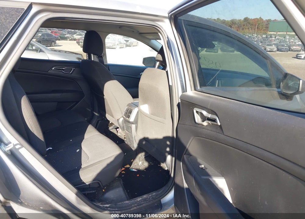 2023 KIA SPORTAGE LX VIN: KNDPUCAF4P7208925