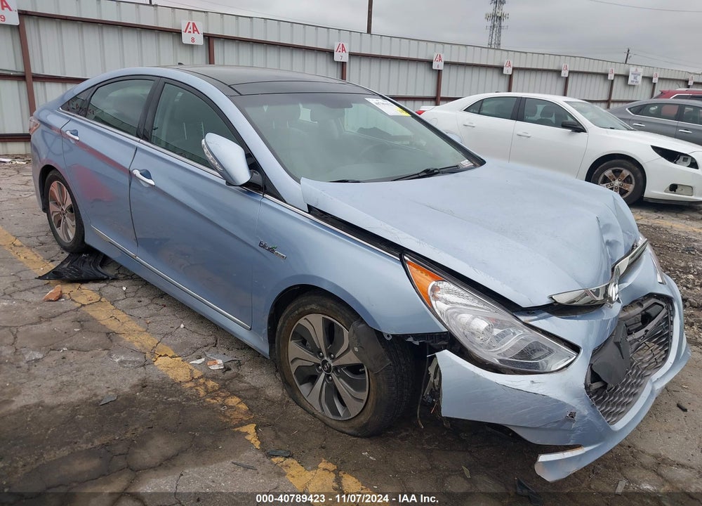 2013 HYUNDAI SONATA HYBRID LIMITED VIN: KMHEC4A40DA072141
