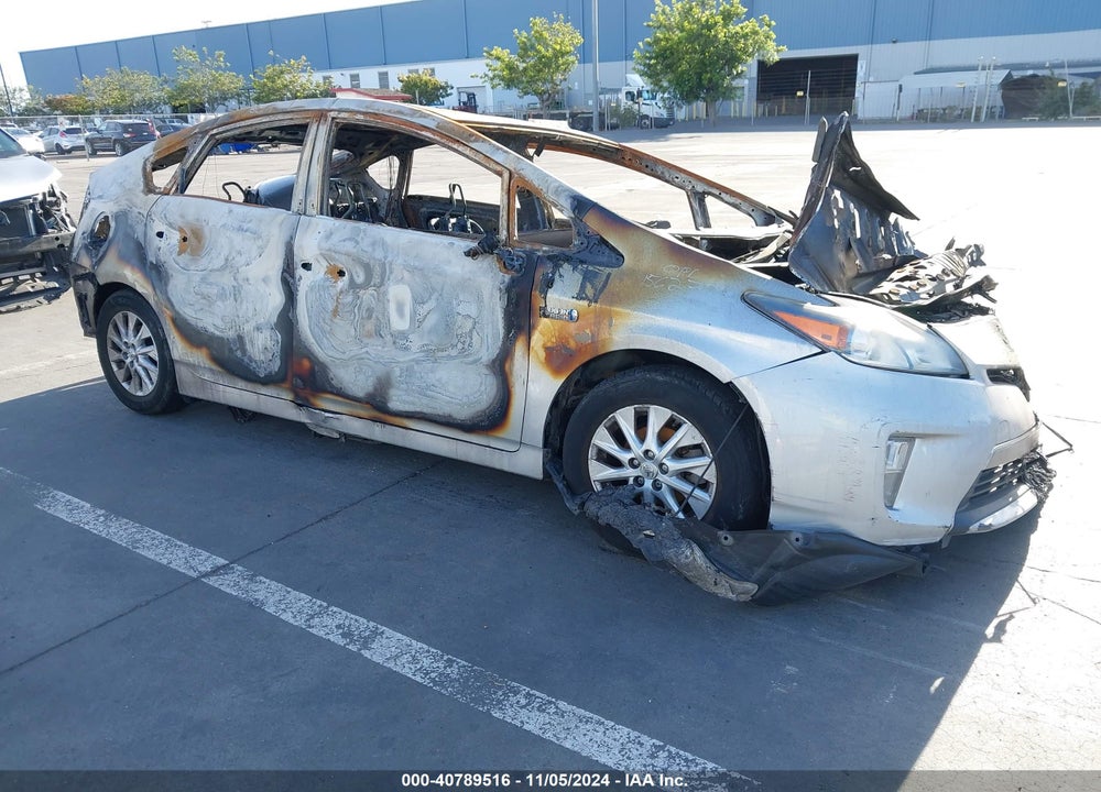 2013 TOYOTA PRIUS PLUG-IN VIN: JTDKN3DP6D3041983