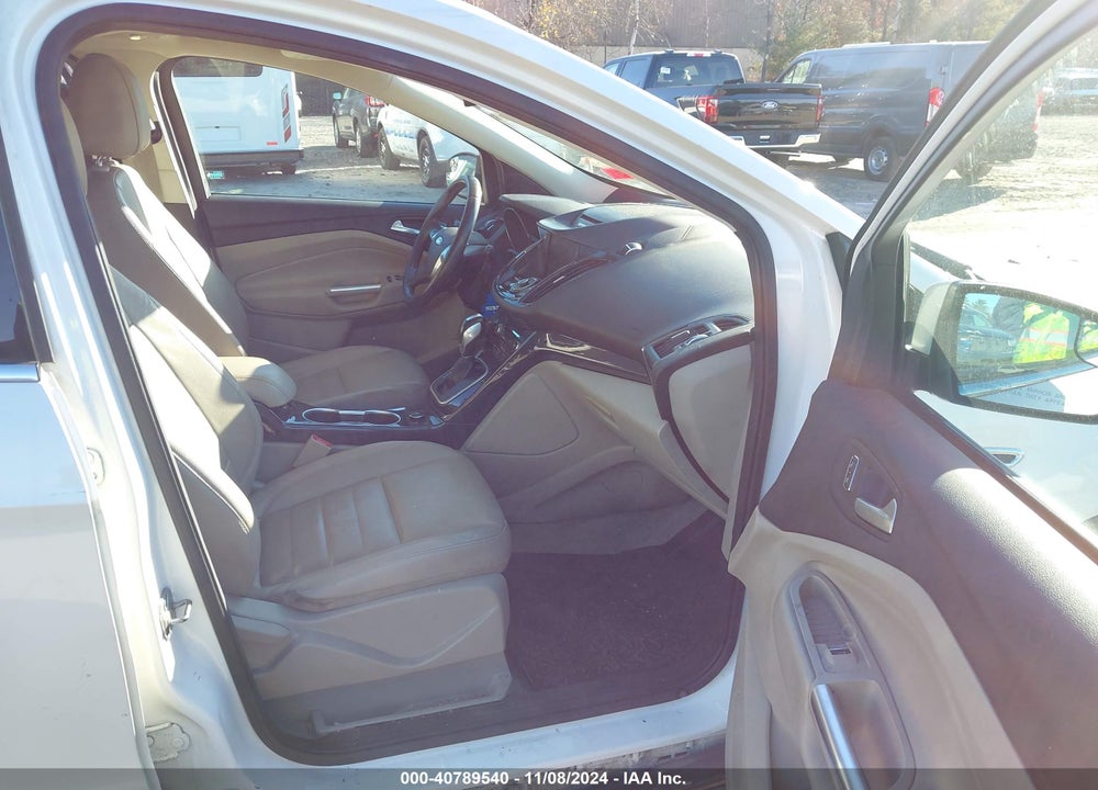 2014 FORD ESCAPE VIN: 1FMCU9J98EUB66510