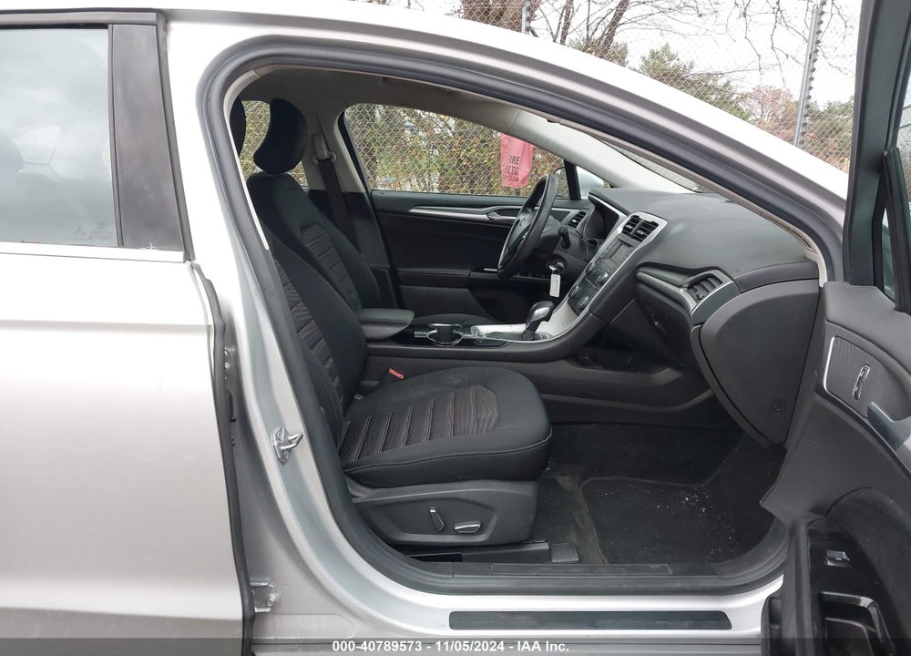 2016 FORD FUSION SE VIN: 3FA6P0H72GR131194