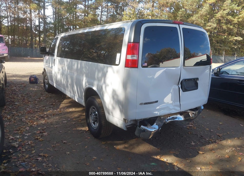 2018 CHEVROLET EXPRESS 3500 VIN: 1GAZGPFG7J1328133