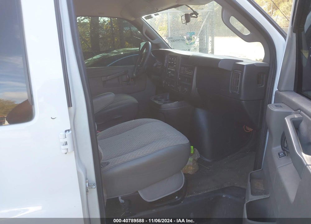 2018 CHEVROLET EXPRESS 3500 VIN: 1GAZGPFG7J1328133