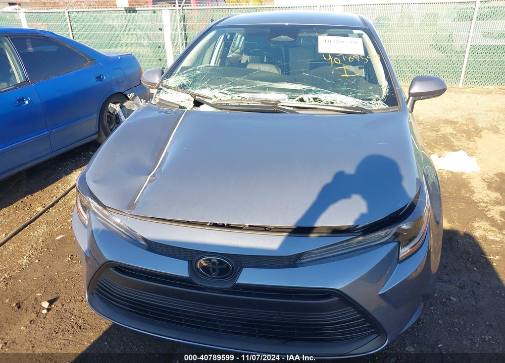 2024 TOYOTA COROLLA LE VIN: 5YFB4MDE4RP085261