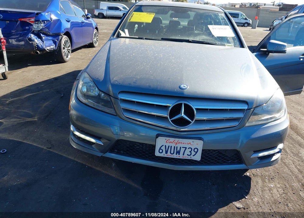 2012 MERCEDES-BENZ C 250 LUXURY/SPORT VIN: WDDGF4HB8CR227193