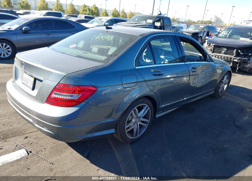 2012 MERCEDES-BENZ C 250 LUXURY/SPORT VIN: WDDGF4HB8CR227193