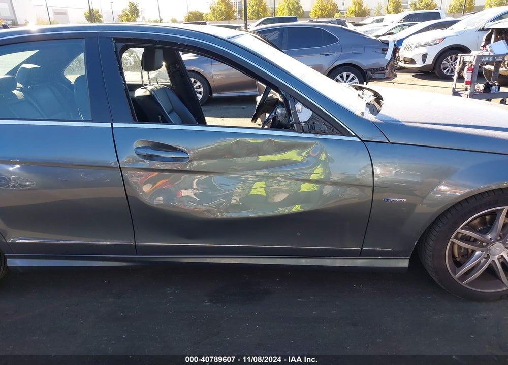 2012 MERCEDES-BENZ C 250 LUXURY/SPORT VIN: WDDGF4HB8CR227193