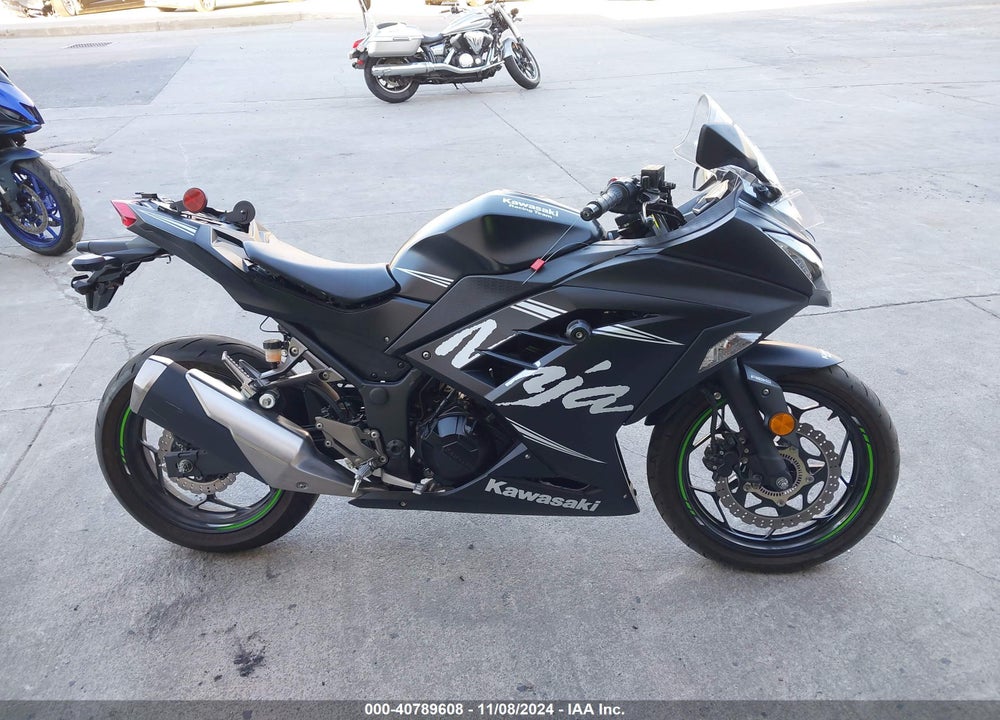 2017 KAWASAKI EX300 B VIN: JKAEX8B12HDA36750