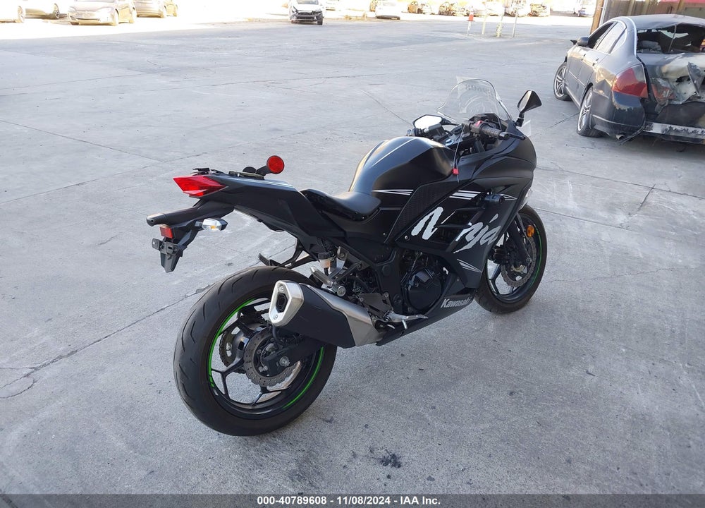 2017 KAWASAKI EX300 B VIN: JKAEX8B12HDA36750