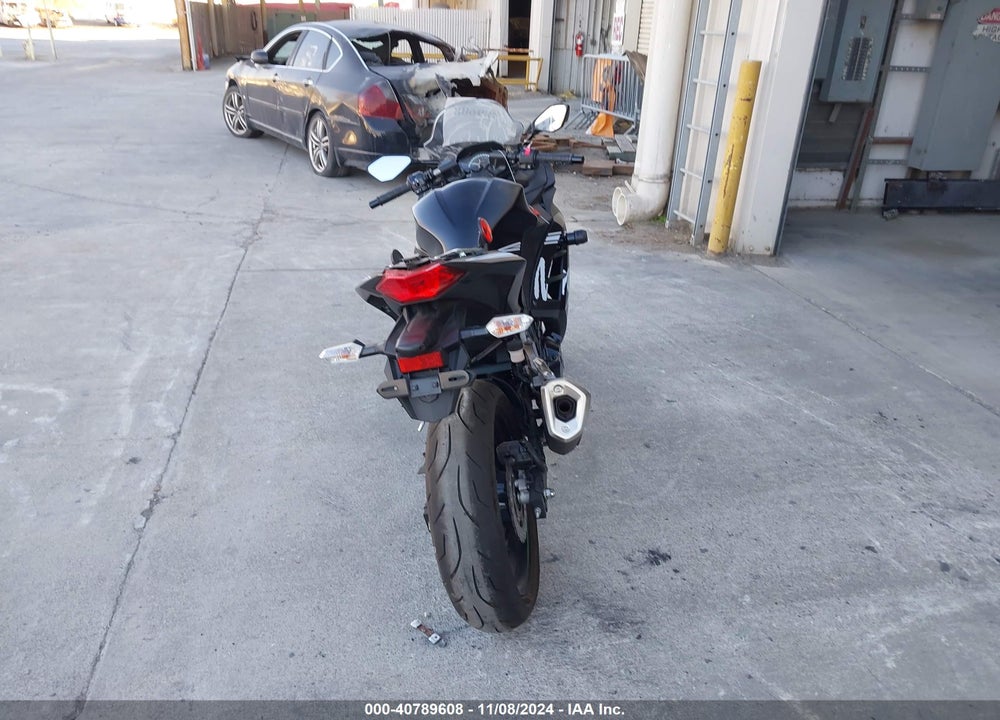 2017 KAWASAKI EX300 B VIN: JKAEX8B12HDA36750