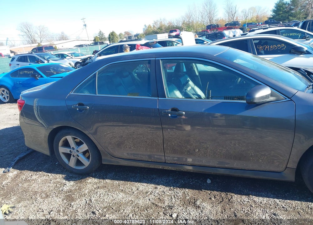 2014 TOYOTA CAMRY SE VIN: 4T1BF1FK9EU470691