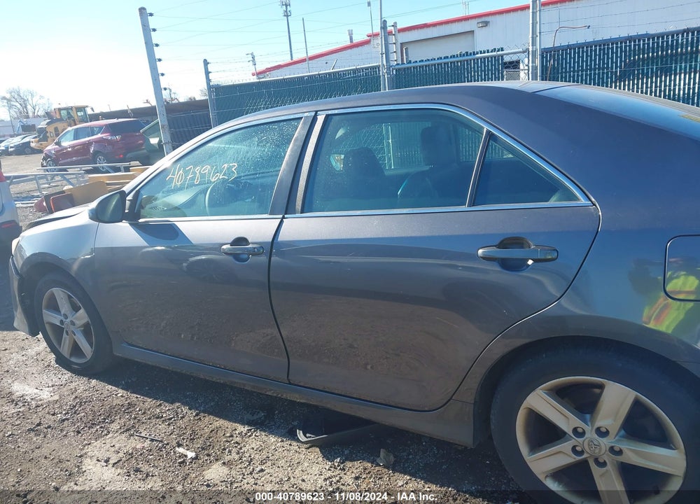 2014 TOYOTA CAMRY SE VIN: 4T1BF1FK9EU470691