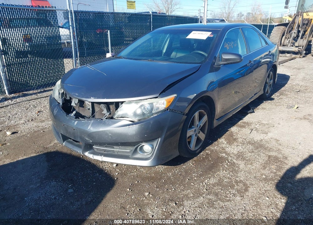 2014 TOYOTA CAMRY SE VIN: 4T1BF1FK9EU470691