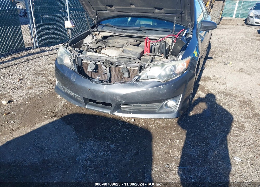 2014 TOYOTA CAMRY SE VIN: 4T1BF1FK9EU470691
