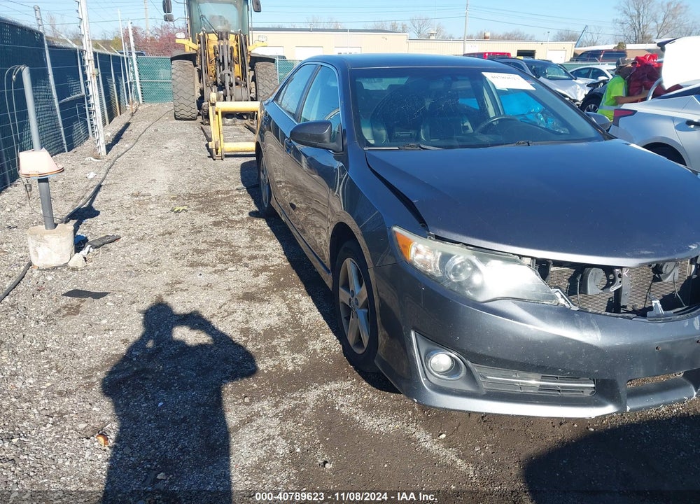 2014 TOYOTA CAMRY SE VIN: 4T1BF1FK9EU470691