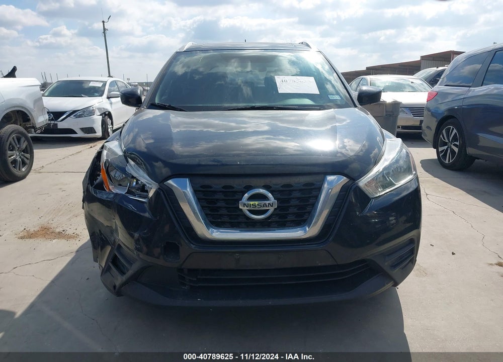 2018 NISSAN KICKS SV VIN: 3N1CP5CU7JL540604